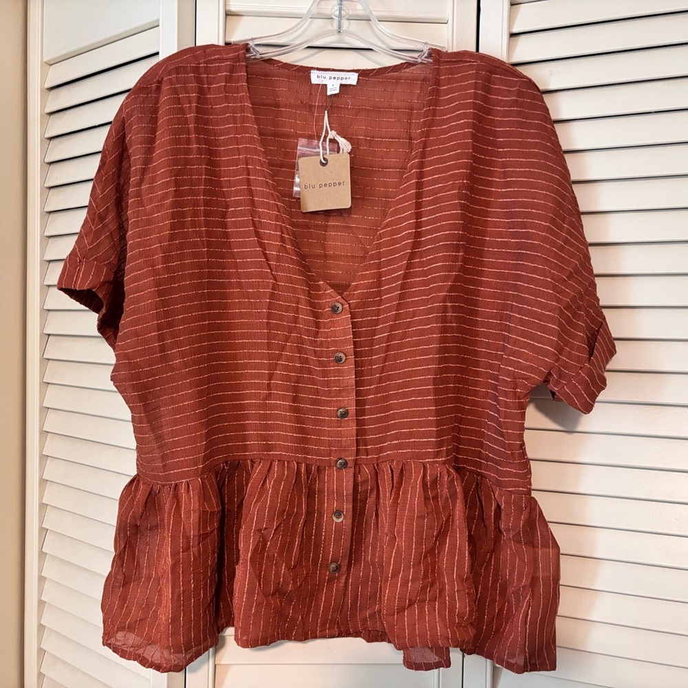 Blu Pepper | Deep Rust Color Button-Up Women's Top | Sz L - Picture 3 of 7